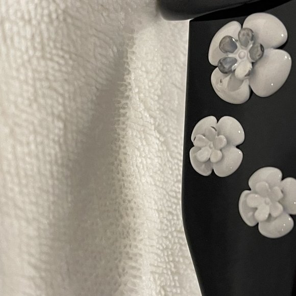 CHANEL FLOWER SUNGLASSES main image 4